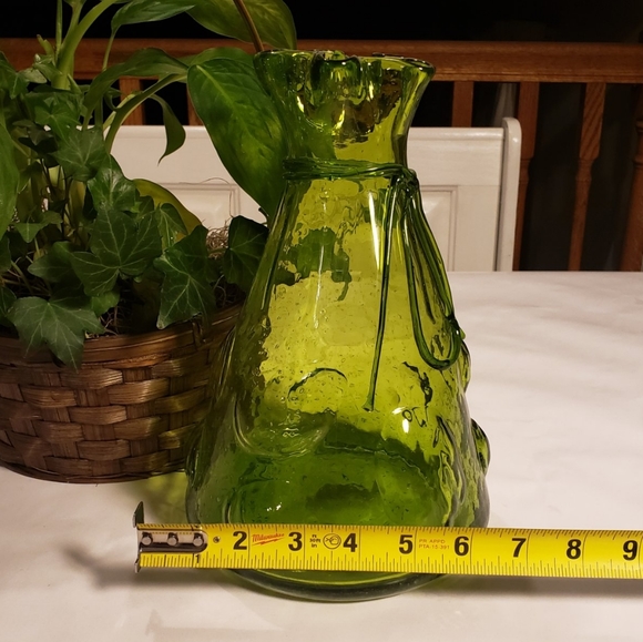 Vintage green blown bubble glass vase - Picture 6 of 6